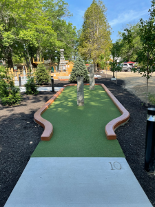 The Hermit’s Adventure Golf – Freeport, ME