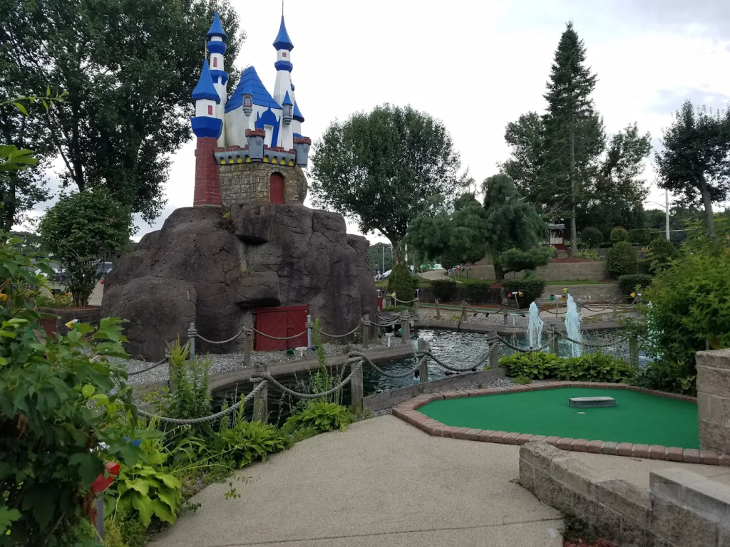 Fantasyland – Seekonk, MA